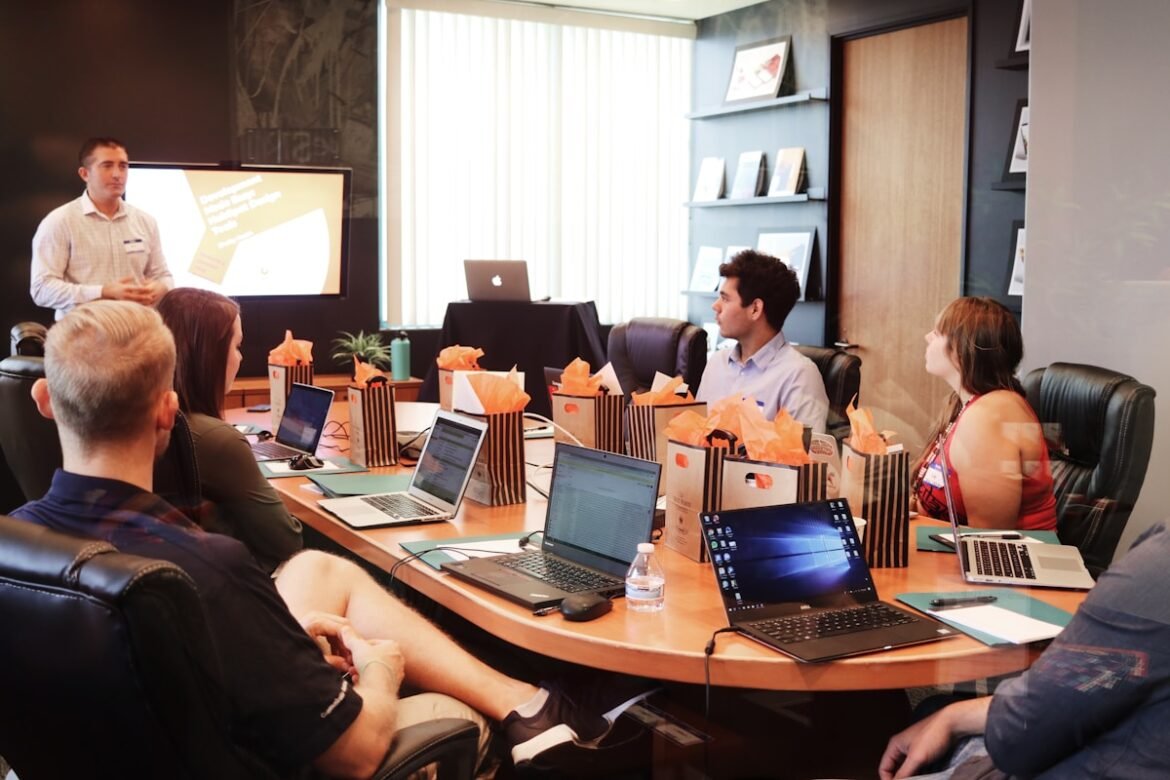 Your Town Hall Reaches 42% of Your Workforce. Here's Why — And What Actually Works. 2